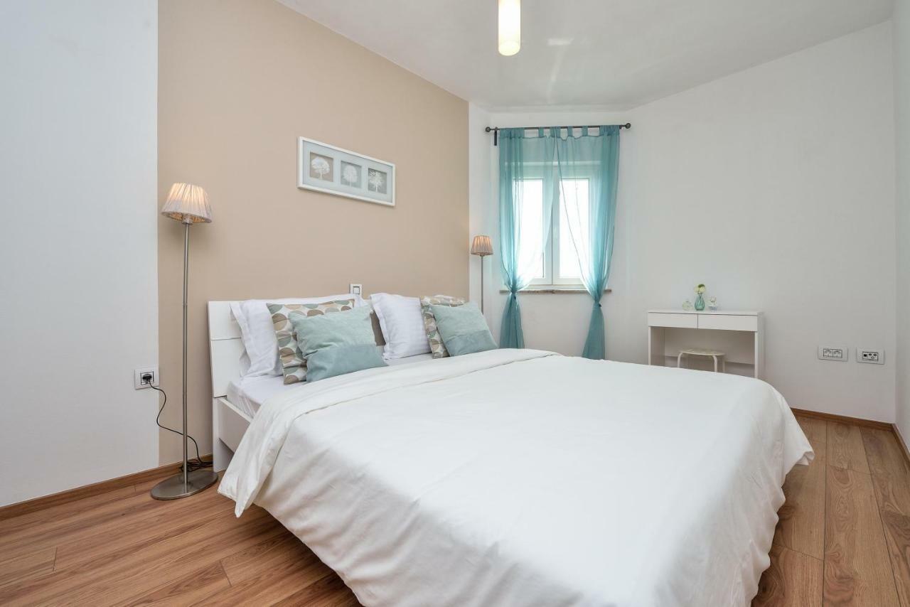 Sukošan Apartments Feel Good מראה חיצוני תמונה