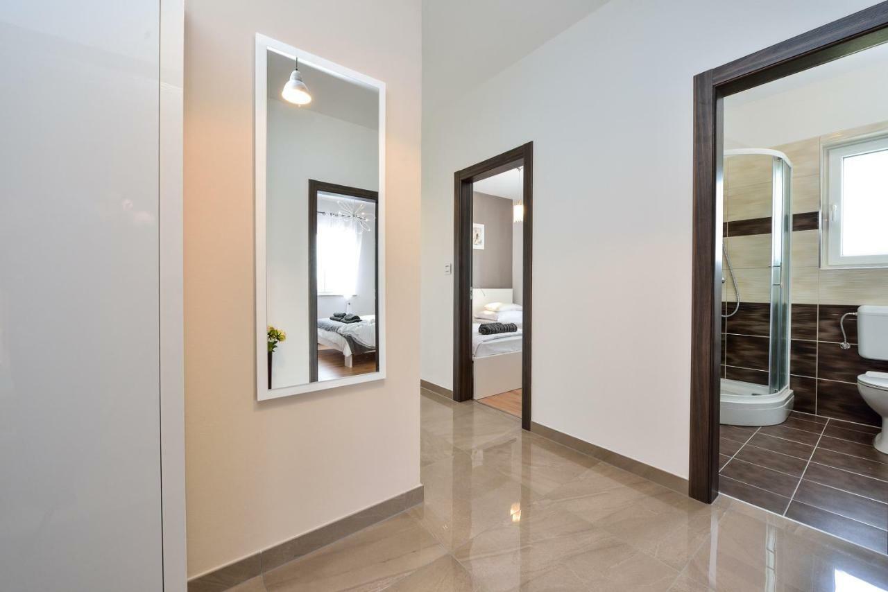 Sukošan Apartments Feel Good מראה חיצוני תמונה