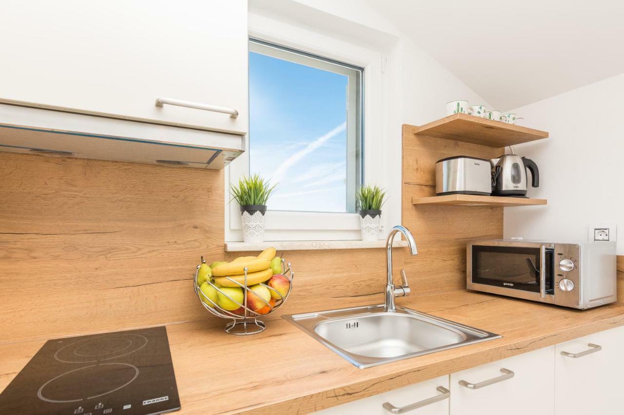Sukošan Apartments Feel Good מראה חיצוני תמונה