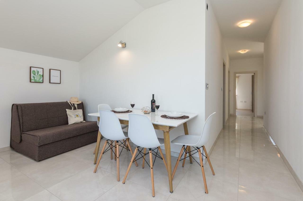 Sukošan Apartments Feel Good מראה חיצוני תמונה
